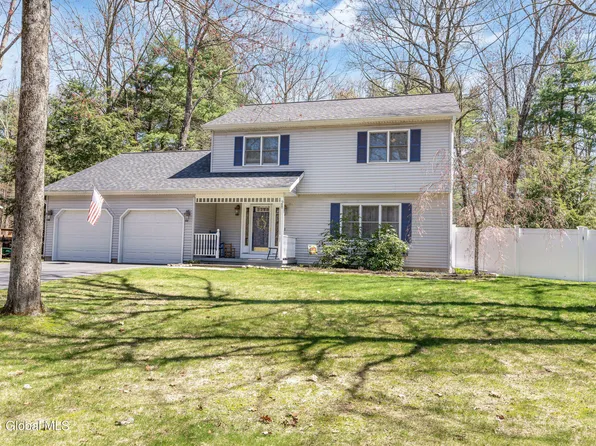 28 Hemlock Drive, Greenfield Center, NY 12833