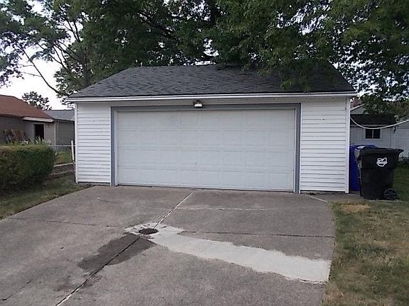 2nd image of 6366 Sylvia Dr