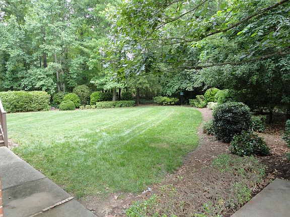 Large 1 acre lot well landscaped