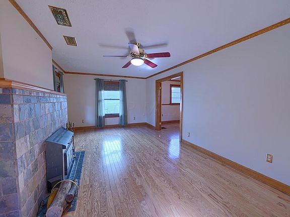 5th image of 850 Euclaire Ave