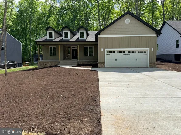 1231 Lakeview Pkwy, Locust Grove, VA 22508