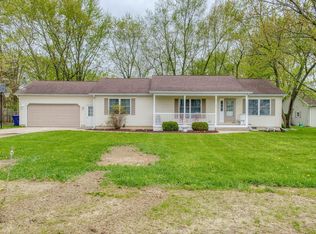 107 S Kingsley St, Corunna, MI 48817