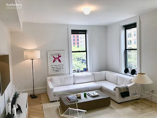 Rented by Sotheby's International Realty | media 12