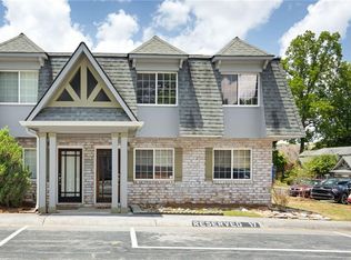 102 Rondak Cir SE, Smyrna, GA 30080