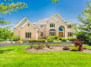 3 Pacer Trl, South Barrington, IL 60010