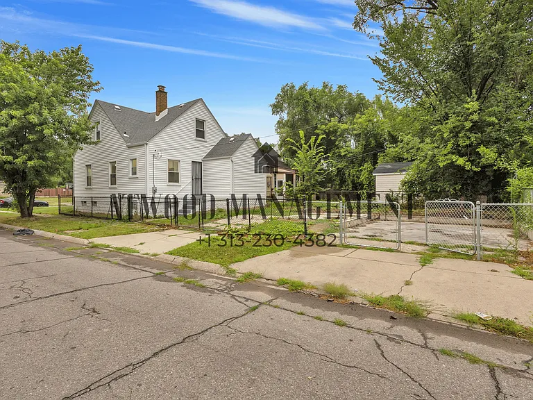 13500 Stahelin Rd — Photo 19
