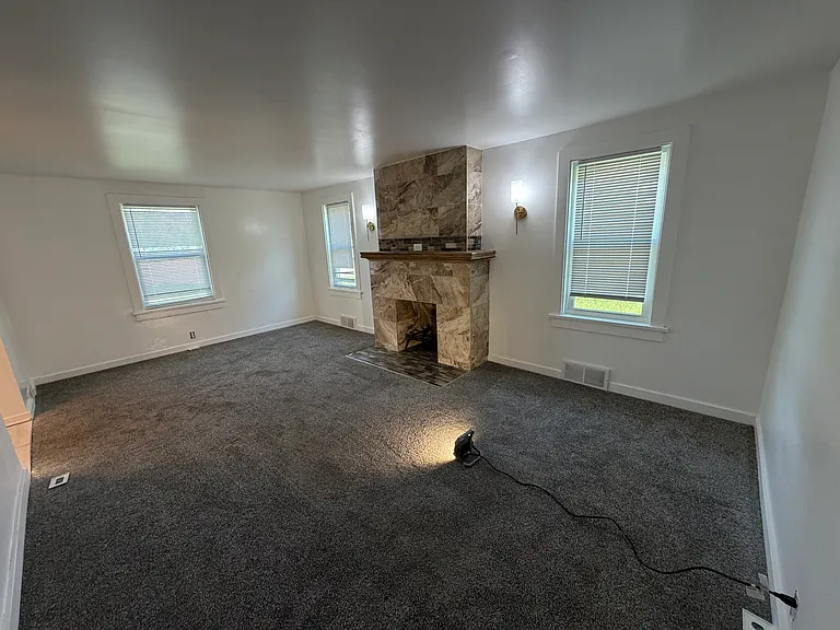3523 W Ridge Rd — Photo 8