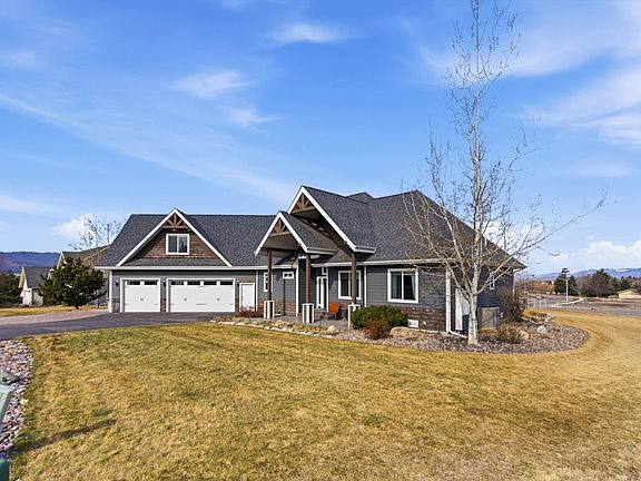 4th image of 200 Aspen Loop