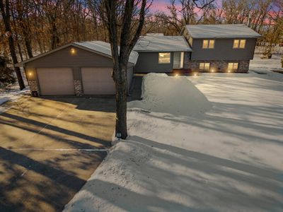 6153 Hodgson Rd, Lino Lakes, MN, 55014
