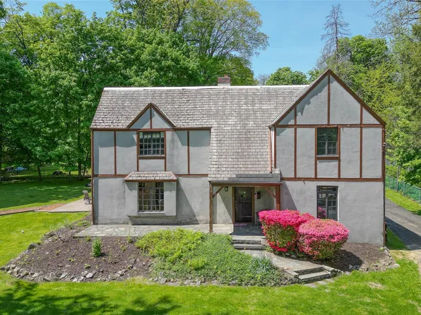 404 Downing Way, Newburgh, NY 12550