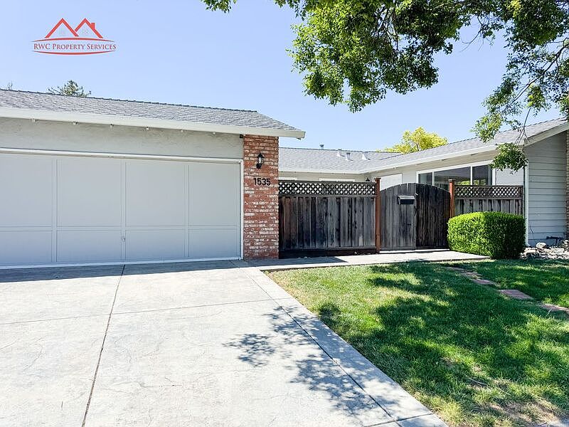 1st image of 1535 Albatross Dr