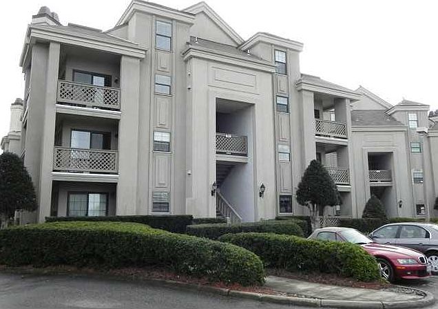 1st image of 415 Harbour Point #303