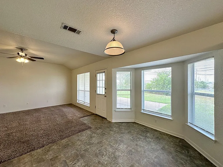 2508 Edgefield St — Photo 11