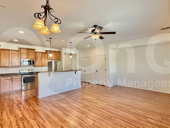 4th image of 7716 S 37th Way