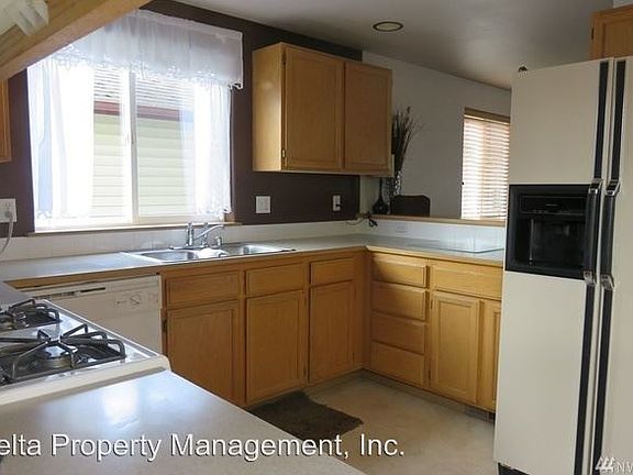 3rd image of 19300 Valley View Dr