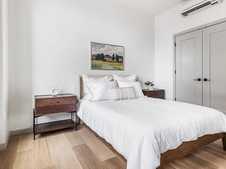 One Bedroom Apartment