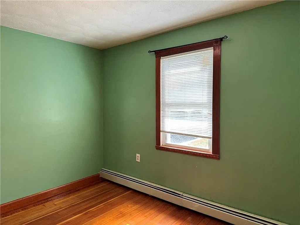 2 bed, 1.0 bath, 768 sqft, $1,900 — Photo 4