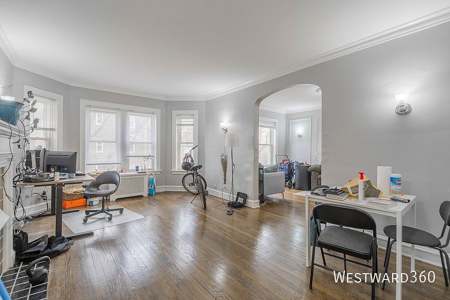 1st image of 6510 N Hamilton Ave #2S