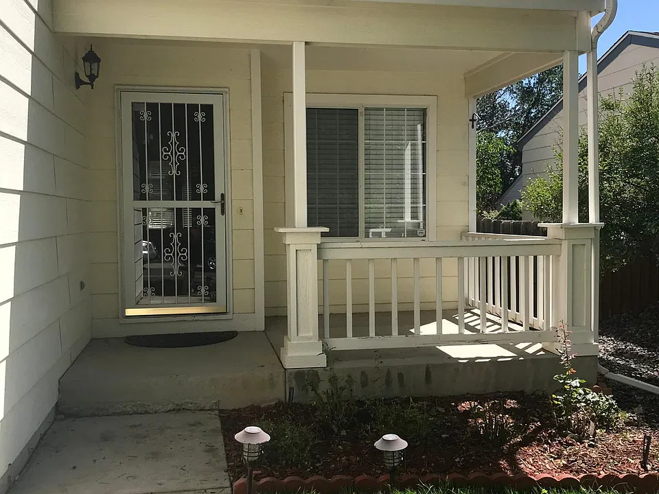 5593 W 118th Pl