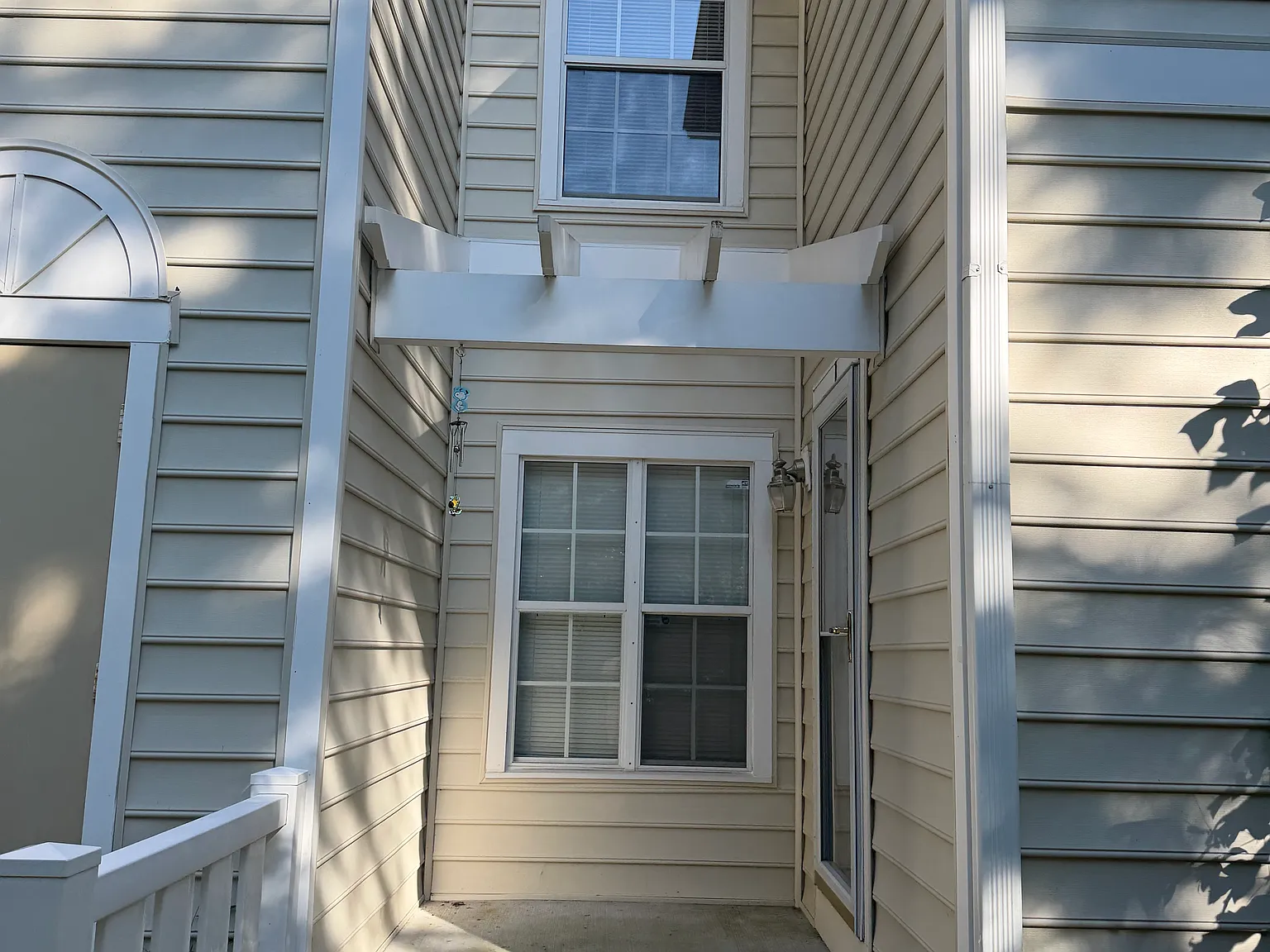 3 bed, 2.5 bath, 1356 sqft, $2,500 — Photo 2