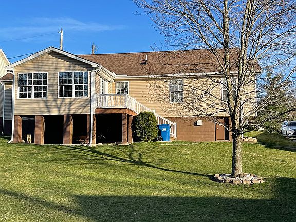 5th image of 7000 W Country Club Dr