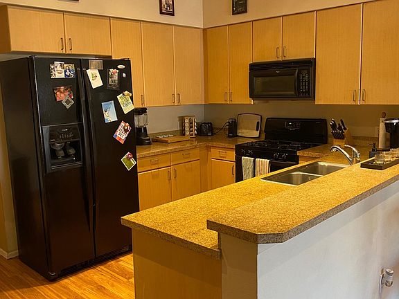 5th image of 445 Island Ave Unit 401