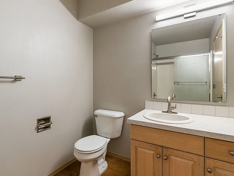 Parkview Apartments Your Next Home Awaits! — Photo 26