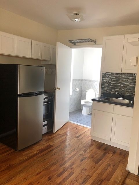 1st image of 76 E 1st St #1CE