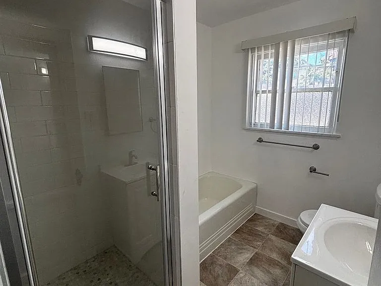 3689 Moultrie Ave — Photo 15