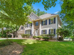 1615 Saint Andrews Dr, Mebane, NC 27302