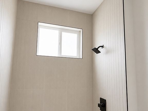 4th image of 5656 Chateau Dr #2