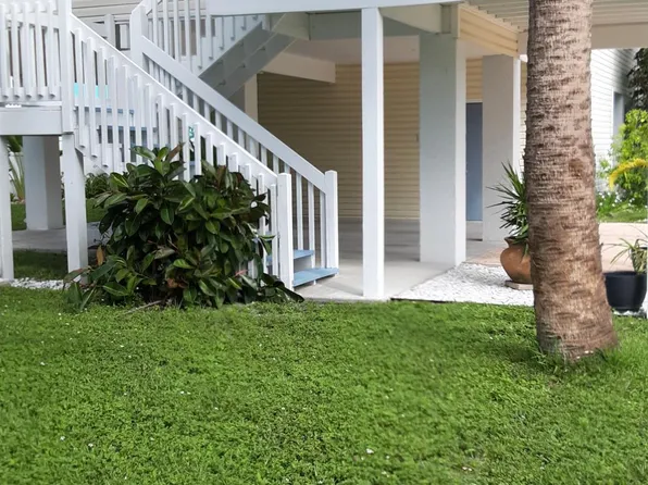 209 15th Ave #B, Indian Rocks Beach, FL 33785