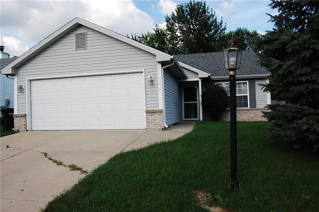 202 Persimmon Trl photo 1