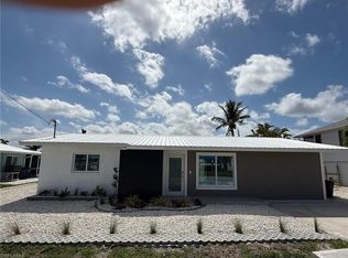 2823 Janet St, Matlacha, FL 33993