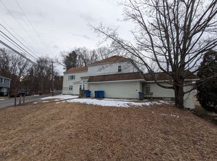 16 Hartness Rd #A, Sutton, MA 01590