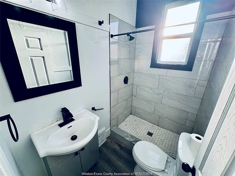 531 Langlois Ave — Photo 18