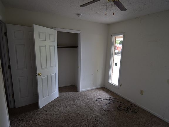 5th image of 3010 Green Forest Dr