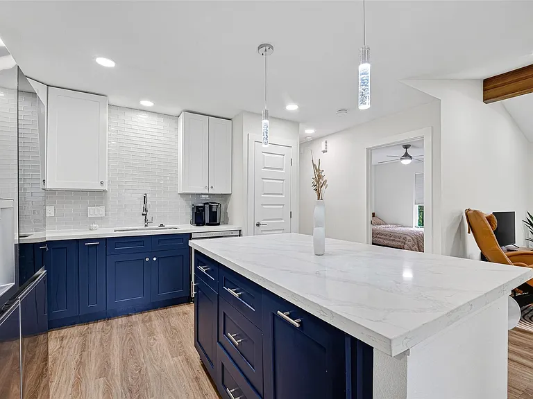 1119 Panama St — Photo 15