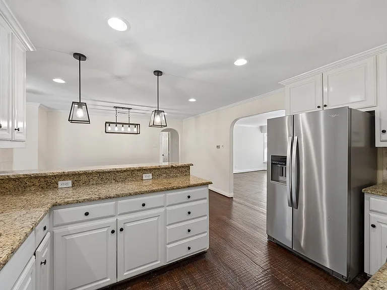 8618 Lockhaven Dr — Photo 12