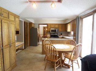 10815 45th Ave N, Plymouth, MN 55442