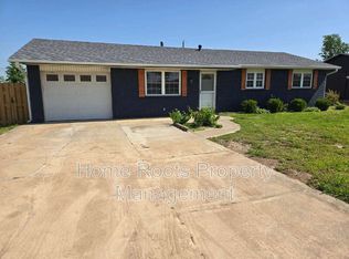 1309 W Beech Dr, Rogers, AR 72756