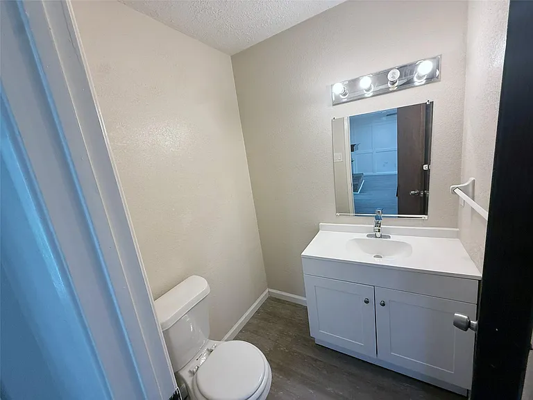 4107 Vista Rd #1 — Photo 5