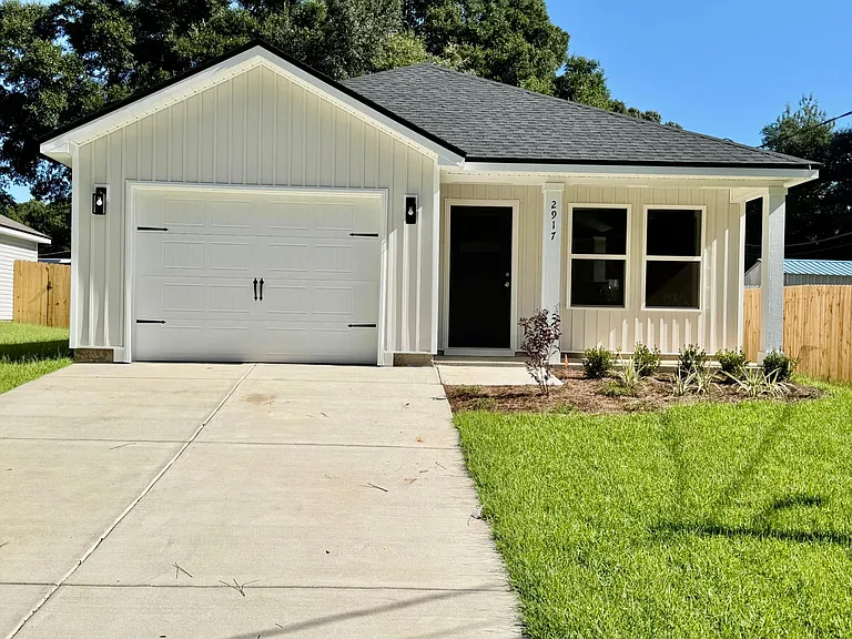 2917 Shoffner Ave — Photo 1