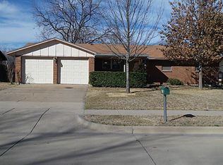 605 Cozby St N, Benbrook, TX 76126