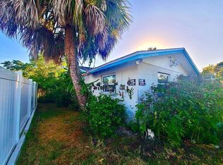 3044 Eden Mills Dr, Sarasota, FL 34237