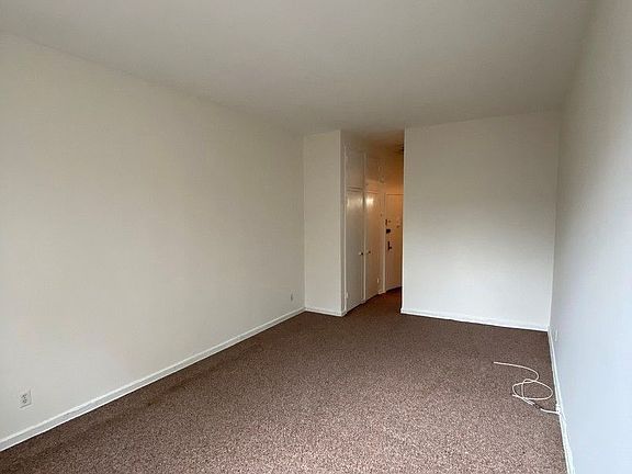 5th image of 512 E 82nd St APT 5B