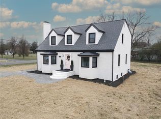 21526 Warren Ave, South Chesterfield, VA 23803