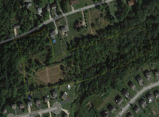 Cochran Dr, Monaca, PA 15061