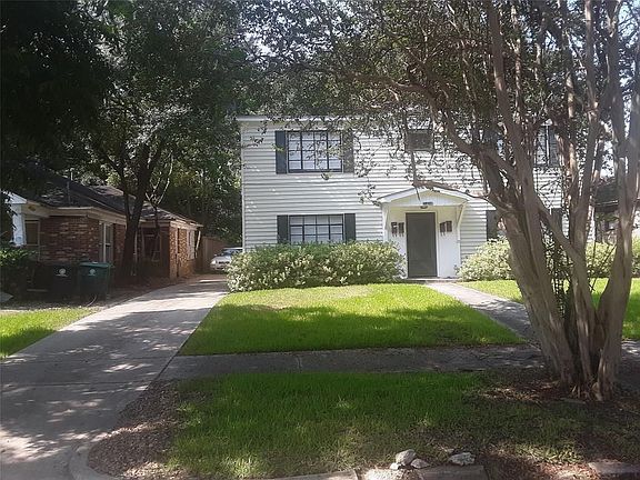 2nd image of 1434 Lawson St APT 3