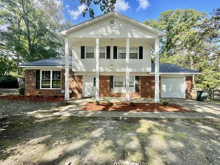 5651 Dodge Dr — Photo 1